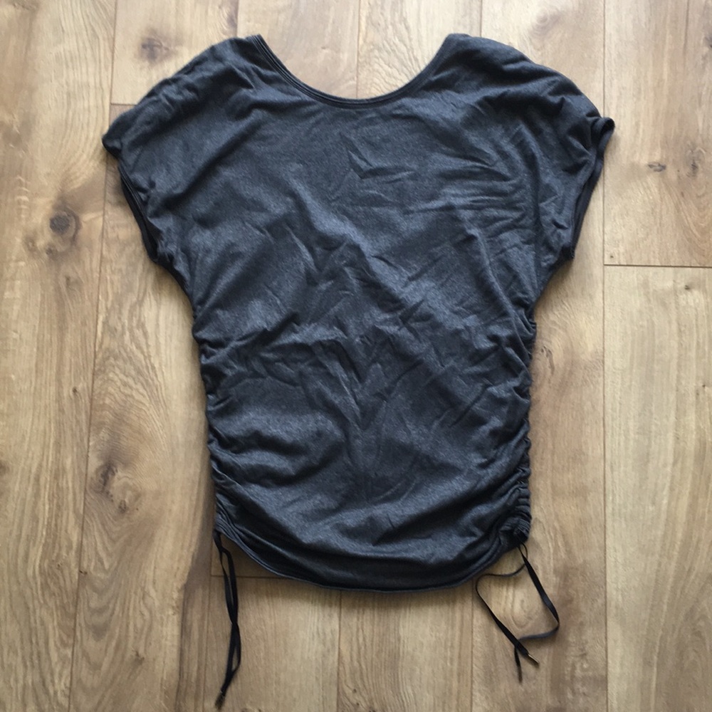 lululemon athletica gray U-back top size 6